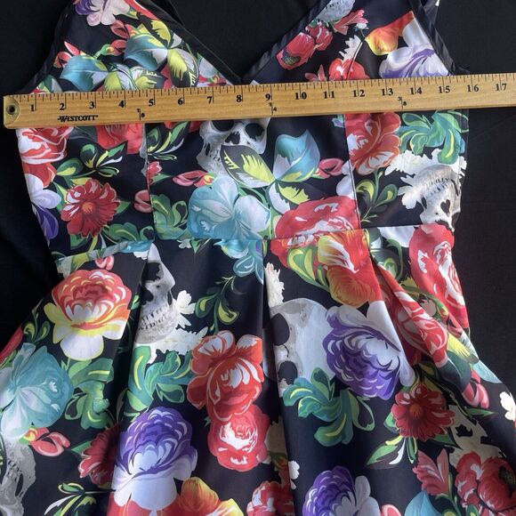 Iron Fist Roaming Hearts Skull Dress Womens Medium Whimsygoth Floral Bow V-neck - Picture 10 of 14